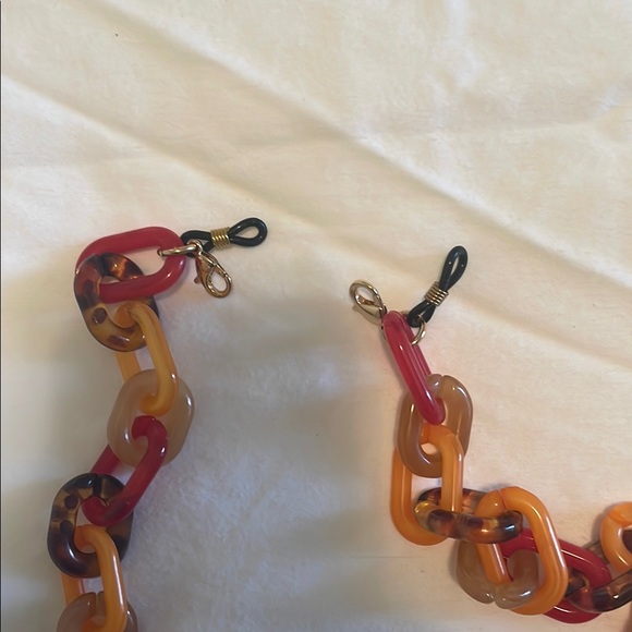 Zara Mask Chain - Picture 2 of 7